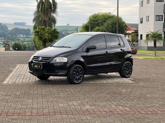 VOLKSWAGEN FOX 1.0 MI 8V FLEX 4P MANUAL VOLKSWAGEN FOX 1.0 MI 8V FLEX 4P MANUAL